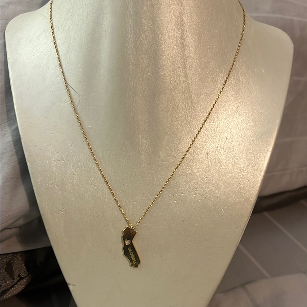 California Gold Pendant Necklace